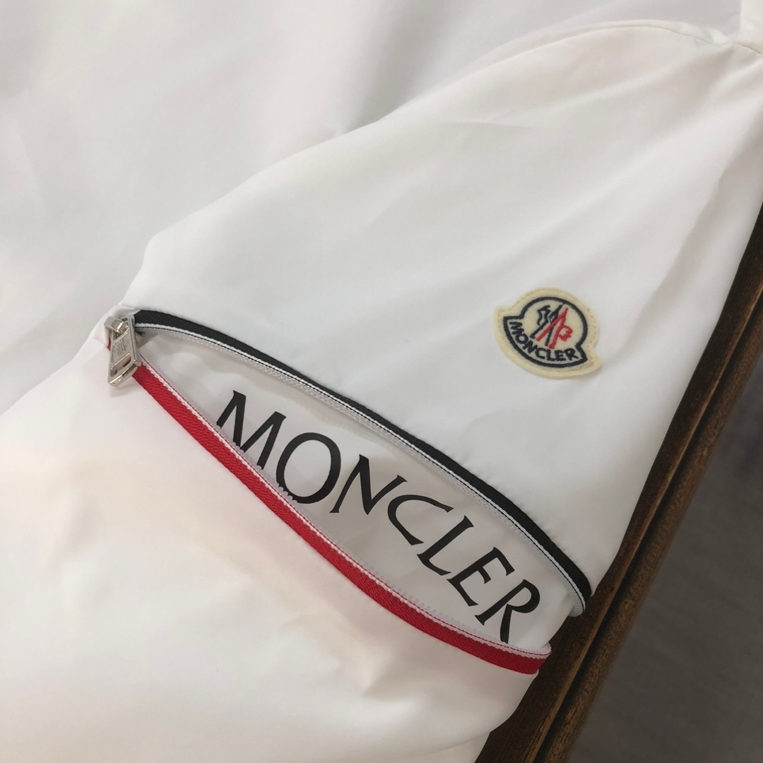 Moncler ruinette giubbotto Jacket White - Image 2