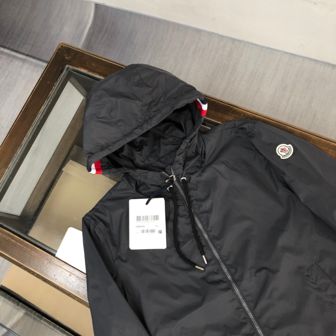 Moncler Grimpeurs Hooded Jacket Antracite - Image 2