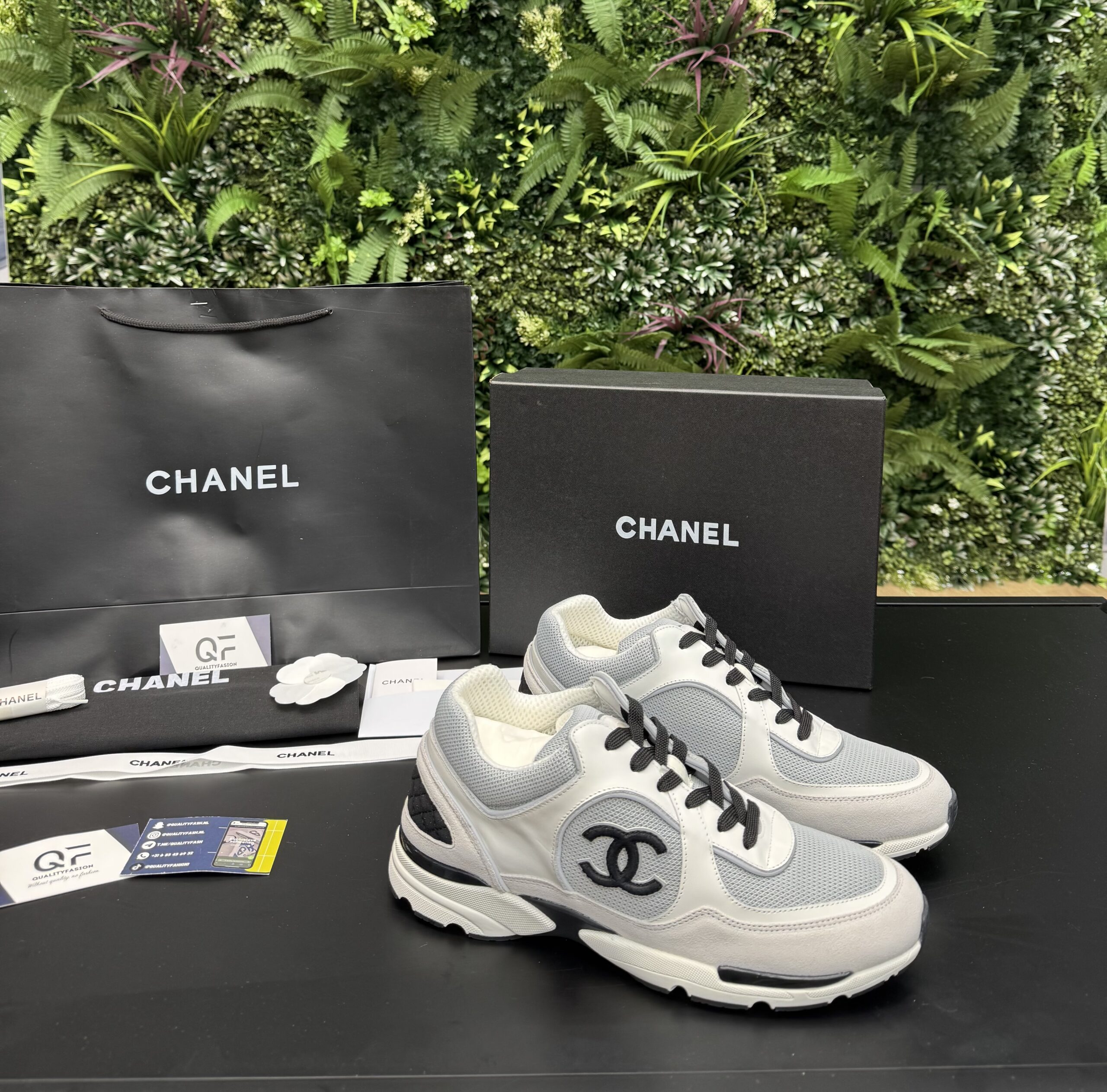 Chanel Low Top Trainer White/Black - Image 1