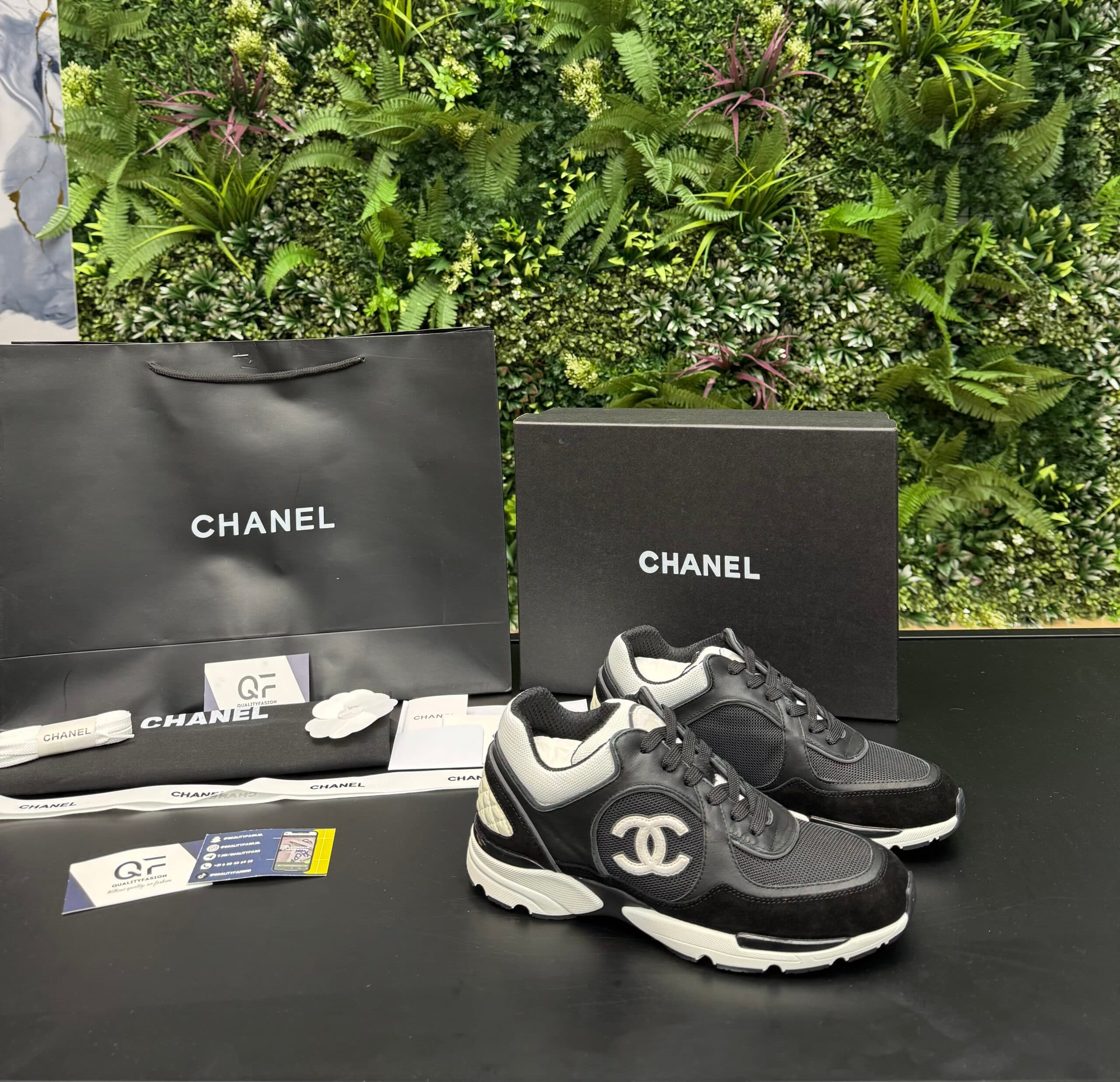 Chanel Low Top Trainer Black/White