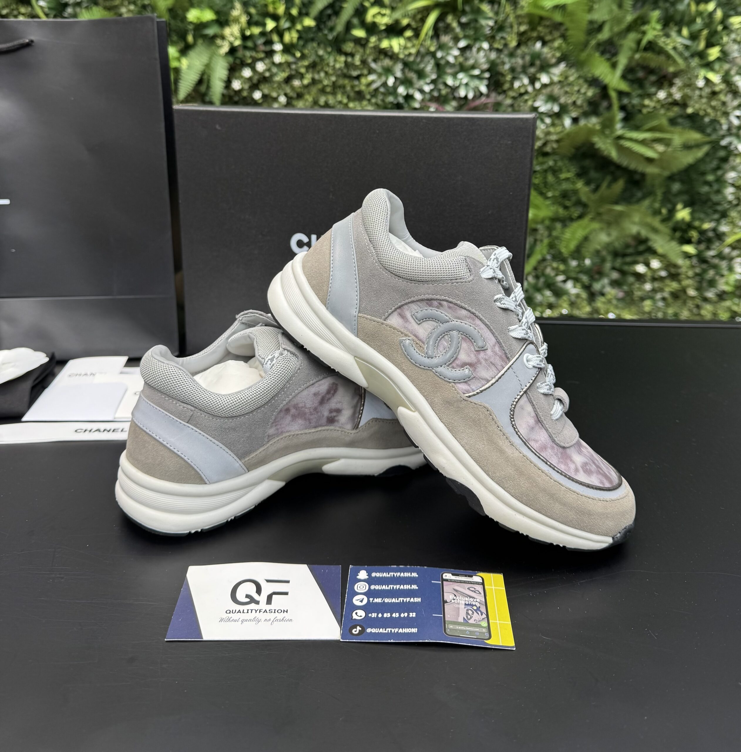 Chanel Low Top Trainer Creme Grey - Image 2