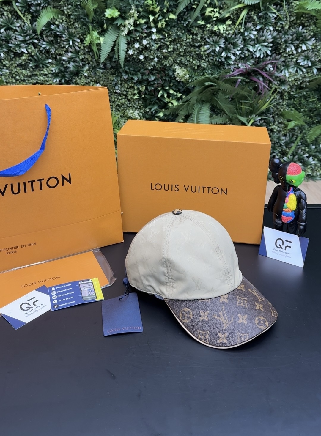 Louis Vuitton Get Ready Cap Creme - Image 1