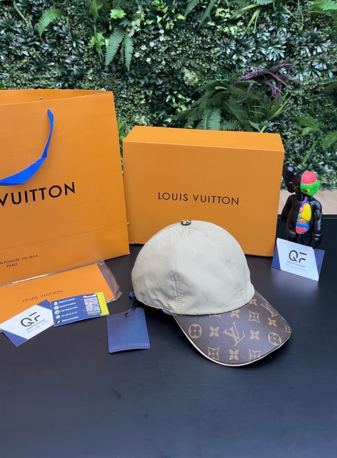 Louis Vuitton Get Ready Cap Creme