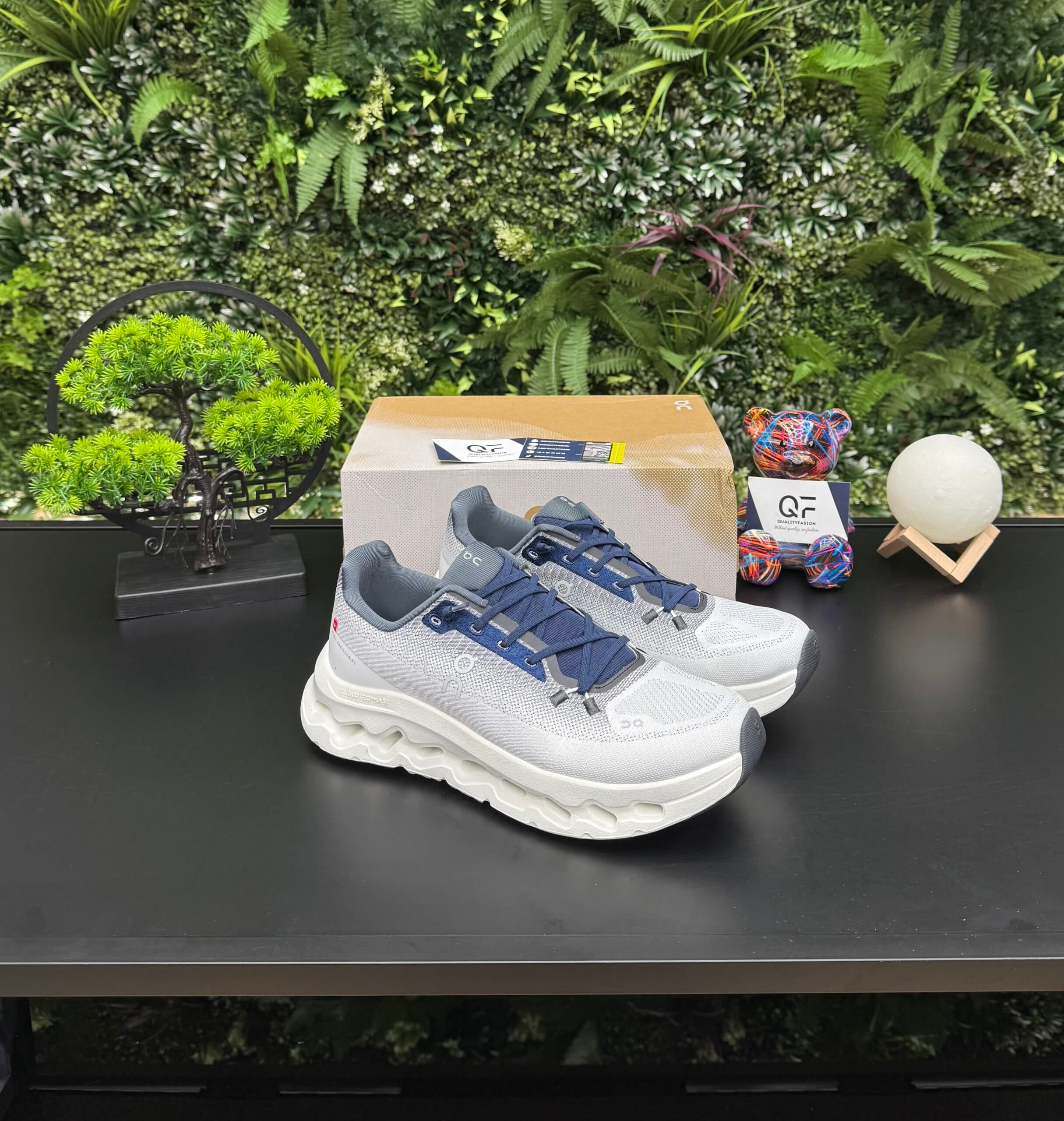 On Running Cloudtilt Sneaker White/Navy