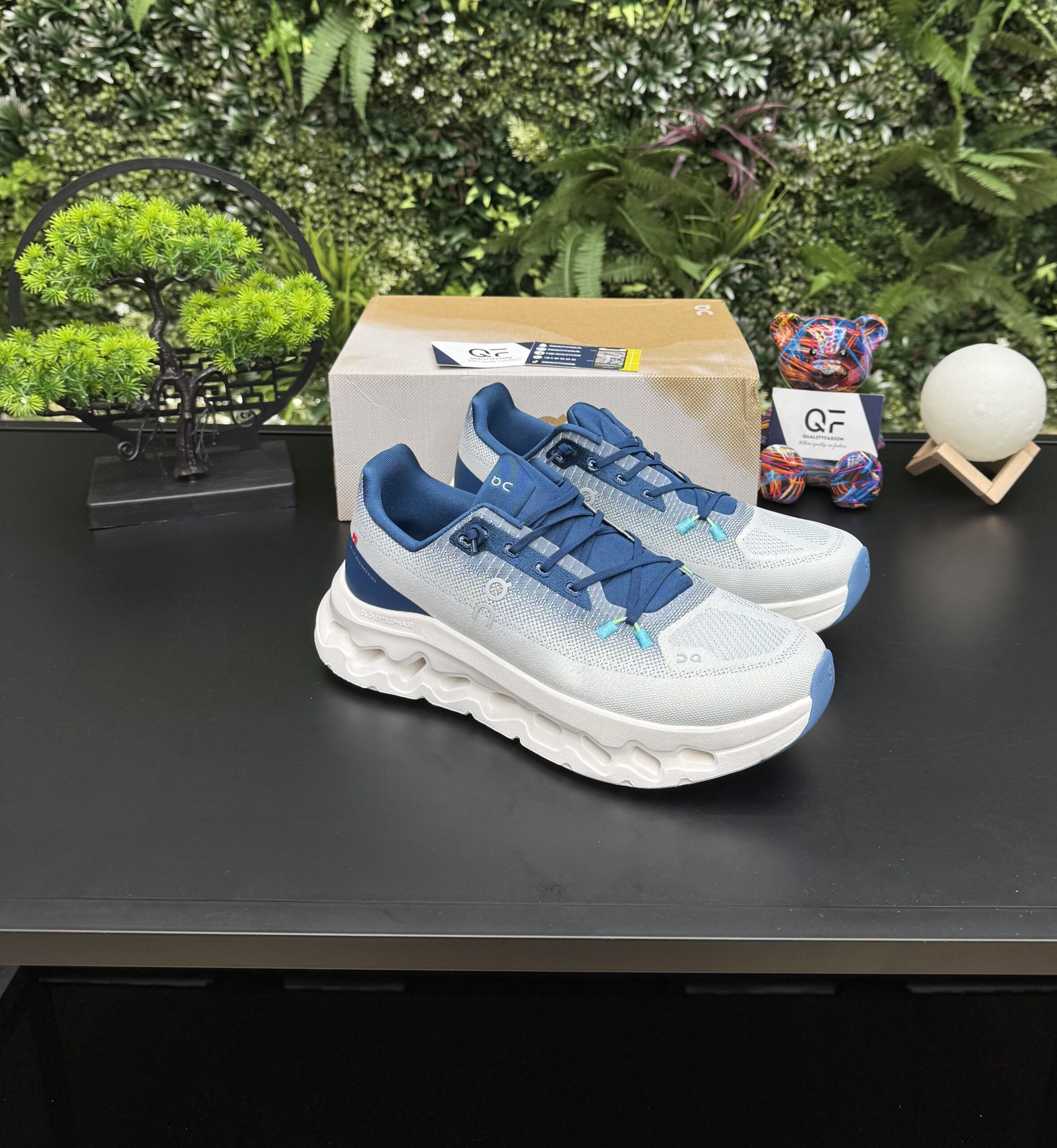 On Running Cloudtilt Sneaker White/Blue - Image 1