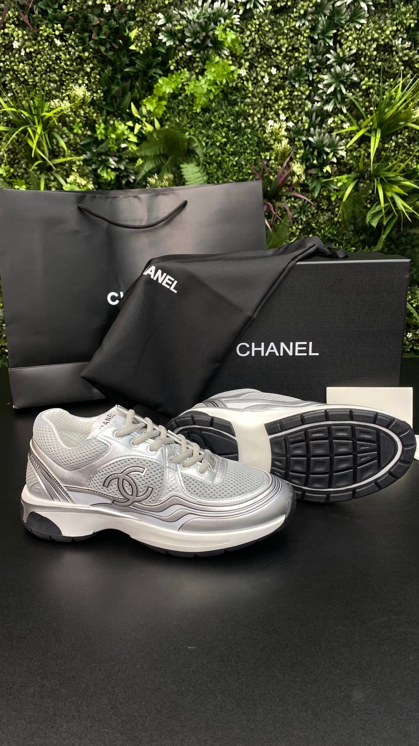 Chanel Low Top Trainer Silver/White