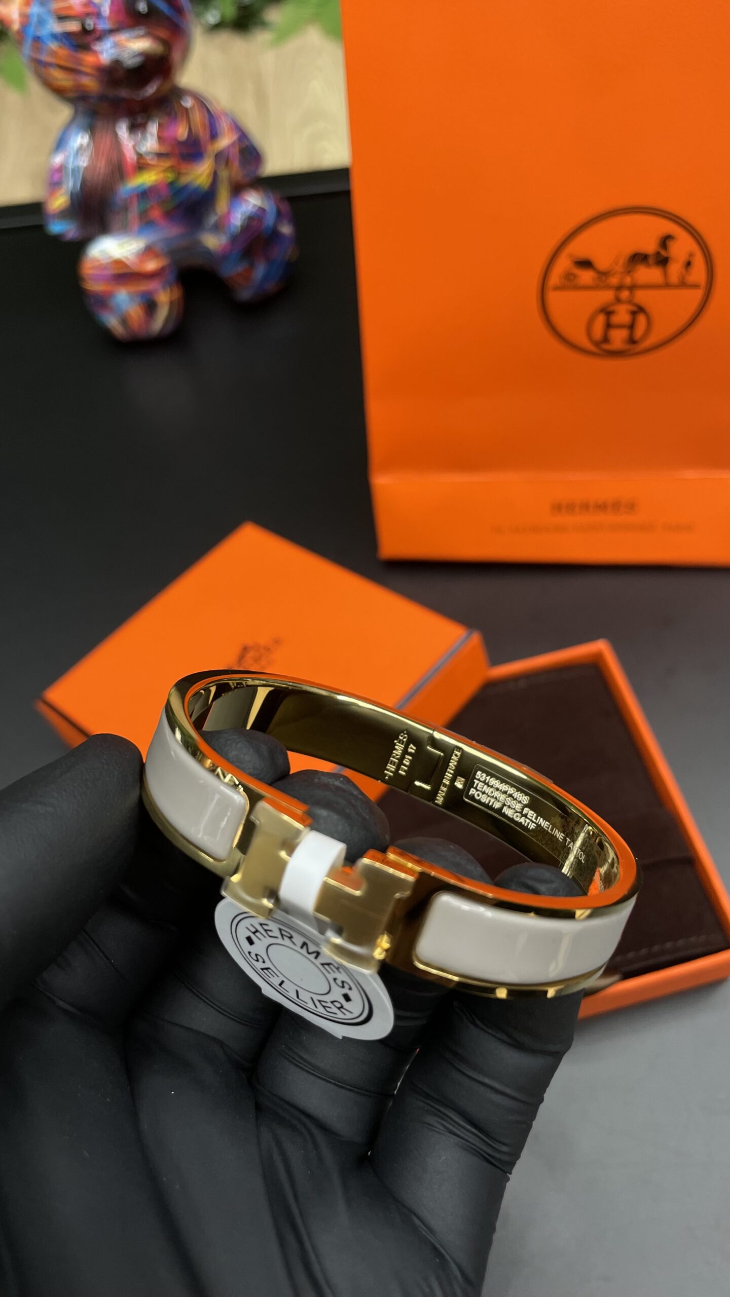 Hermes Clic H Bracelet Gold Crème - Image 2