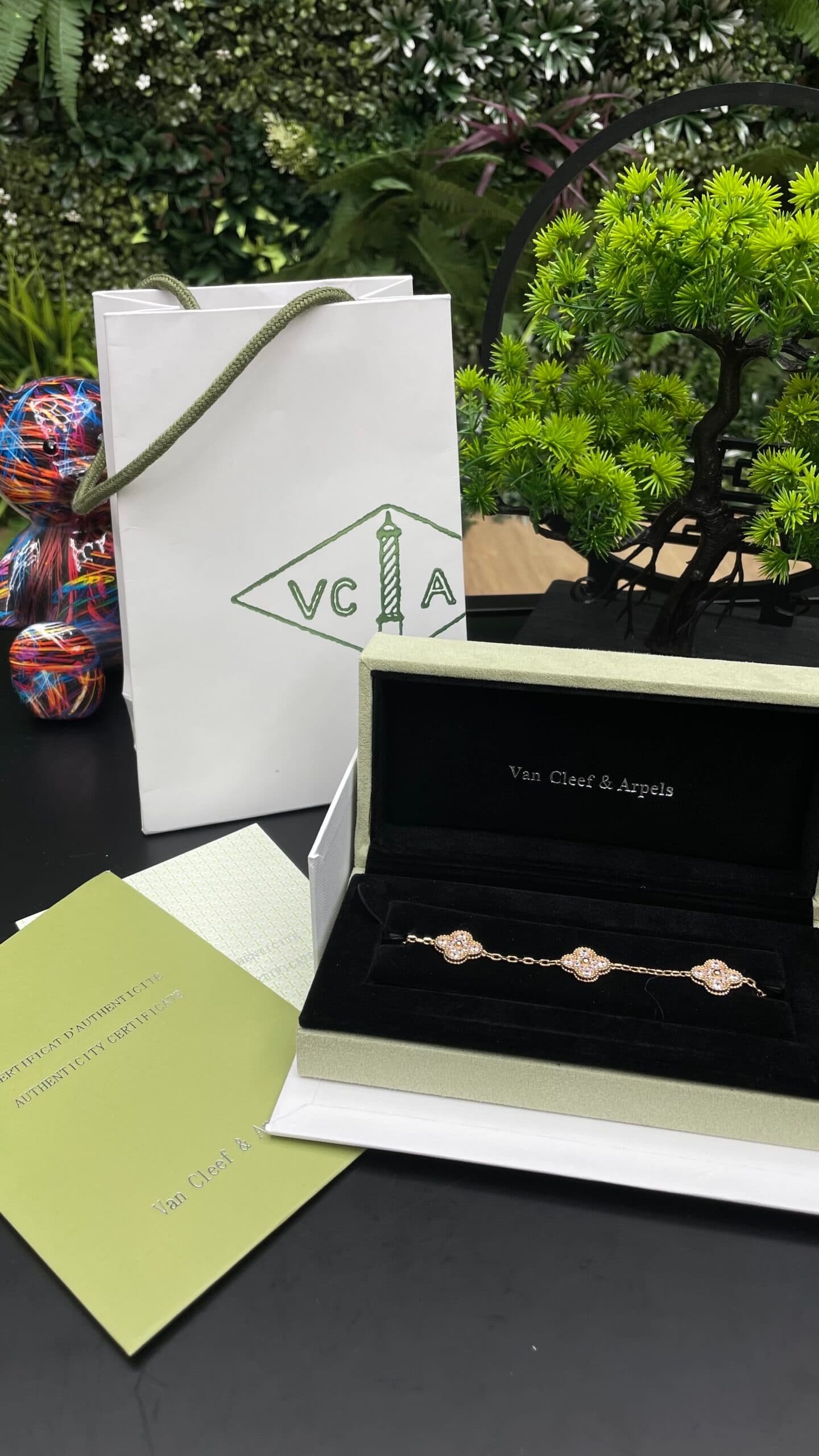 Van Cleef & Arpels Vintage Alhambra bracelet 5 motifs Gold Jade