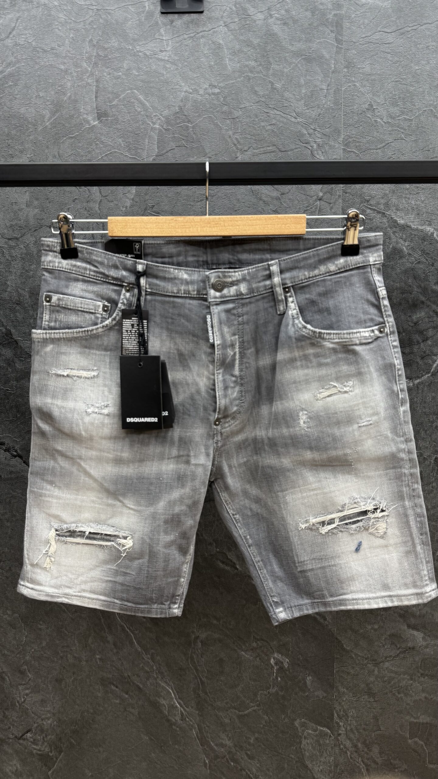 Dsquared2 Born In Canada Short Jeans Grey - Image 2
