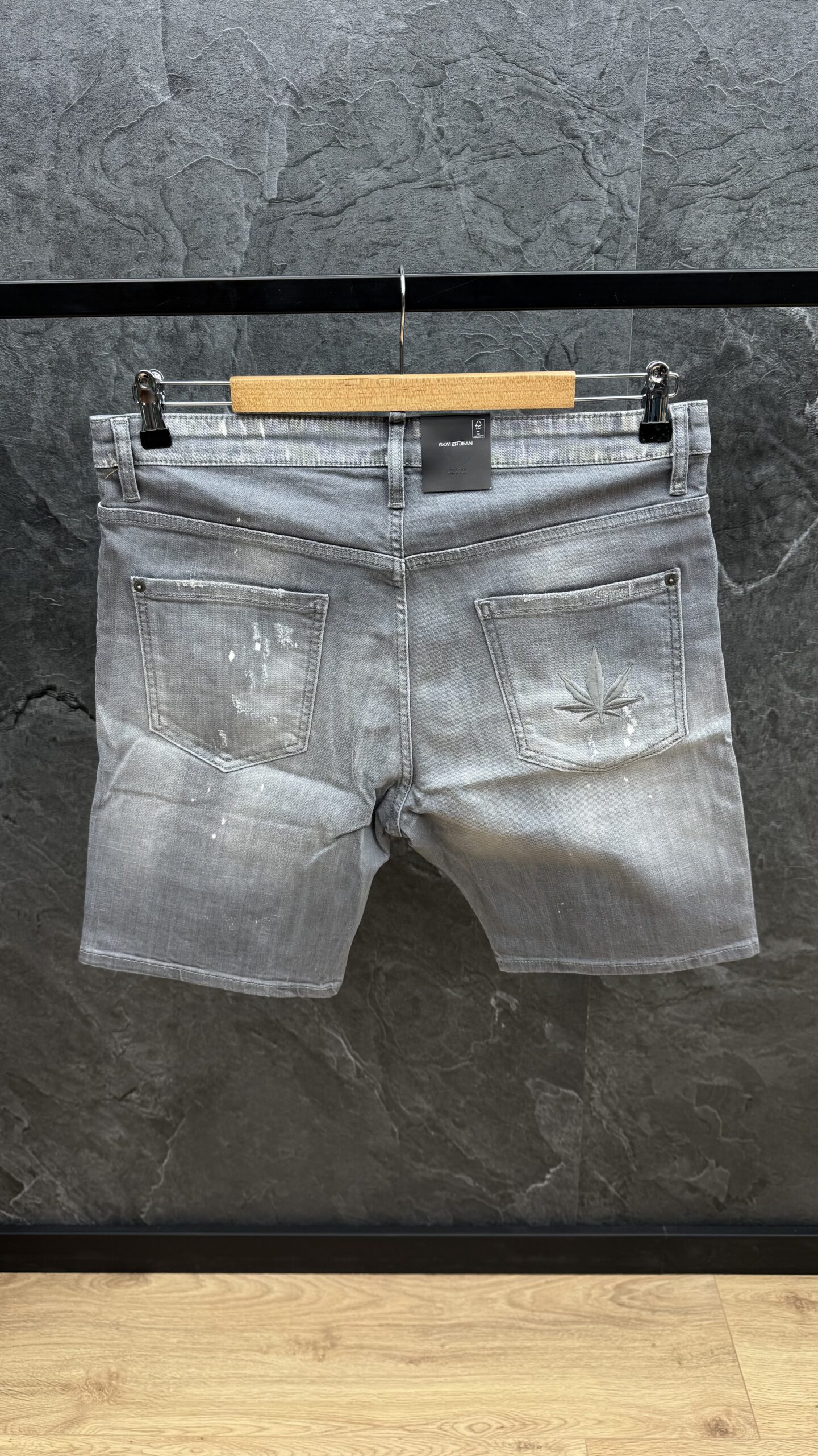 Dsquared2 Flower Short Jeans Grey - Image 3