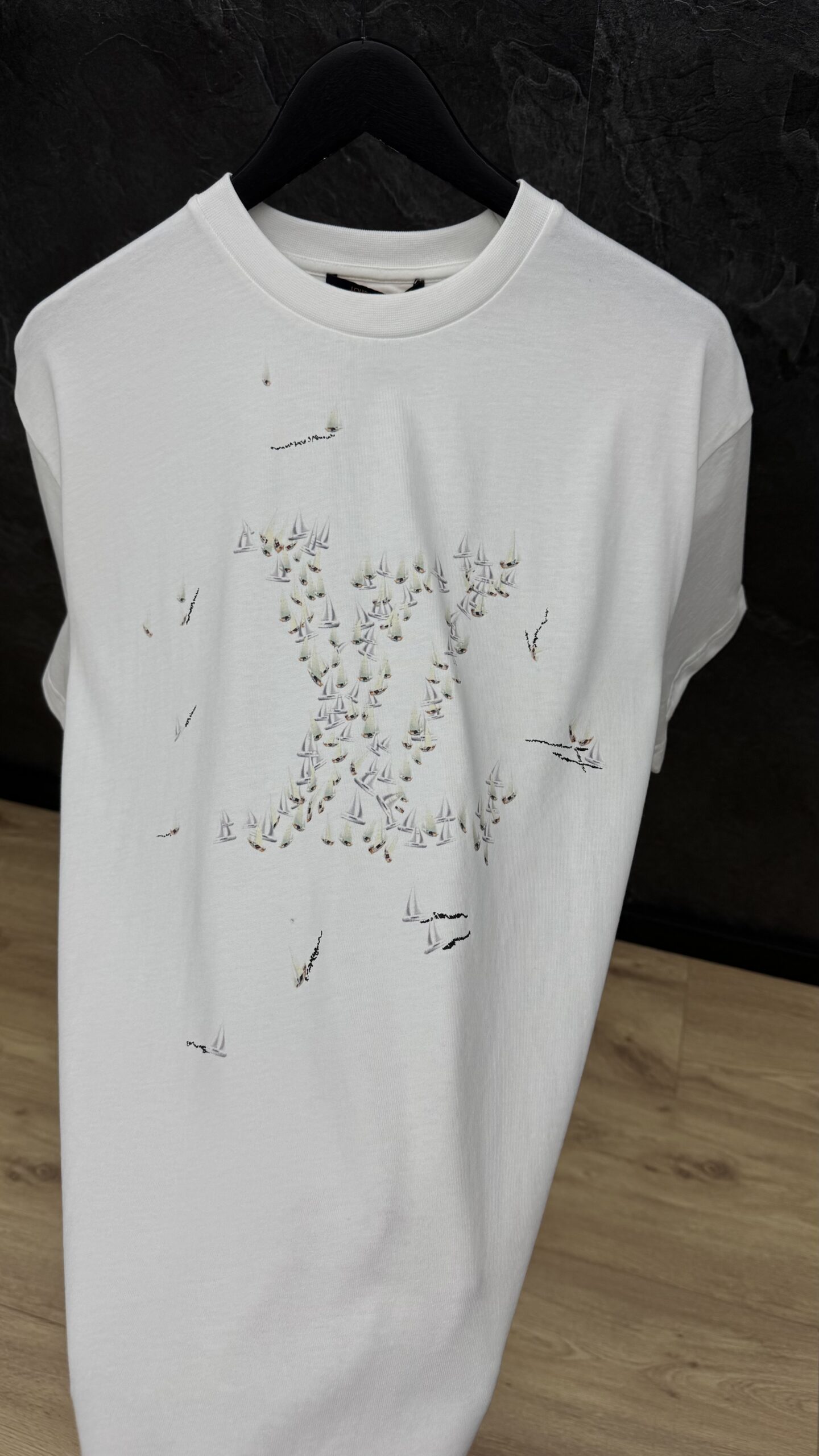 Louis Vuitton Abstract Bird Monogram T Shirt White - Image 2