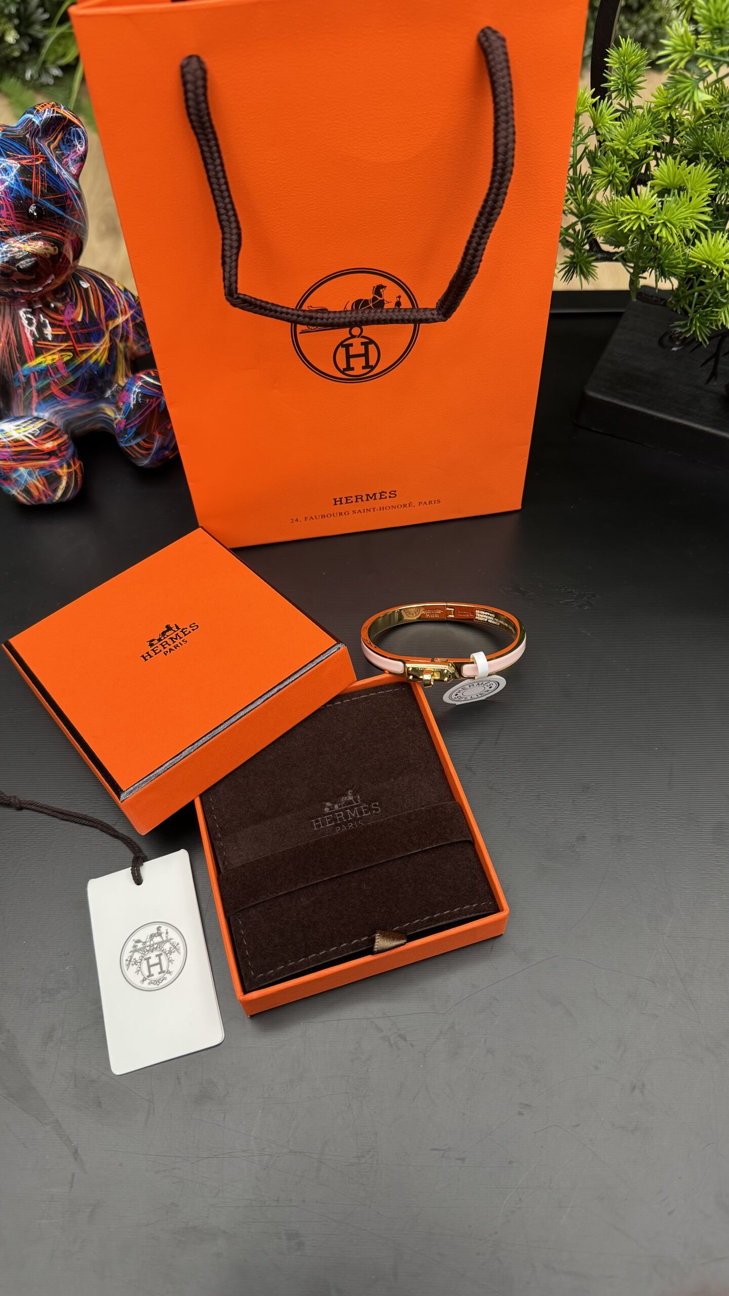 Hermes Kelly Bracelet Gold Pink - Image 1