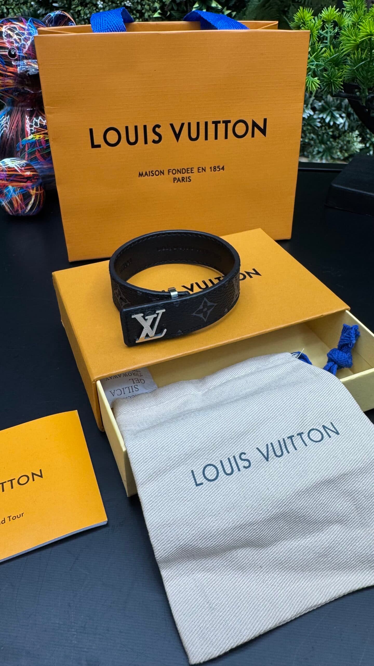 Louis Vuitton Slim Bracelet ( Men )