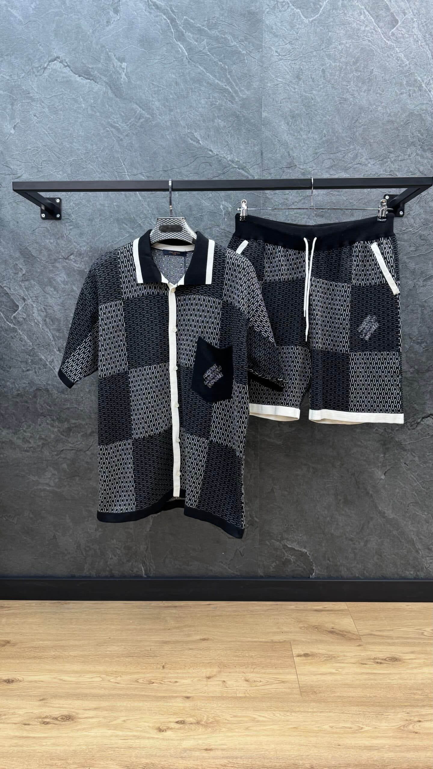 Louis Vuitton Damier Jacquard Short-Sleeved Cotton Jersey Set Black