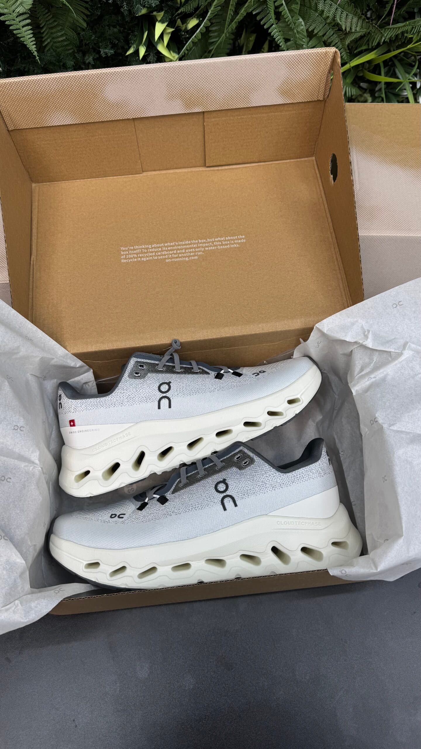 On Running Cloudtilt Sneakers White Dark Grey