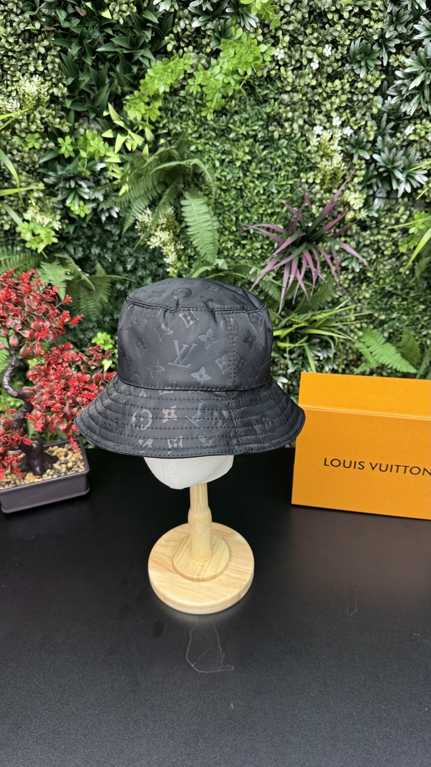 Louis Vuitton Monogram Bucket Hat Black - Image 1