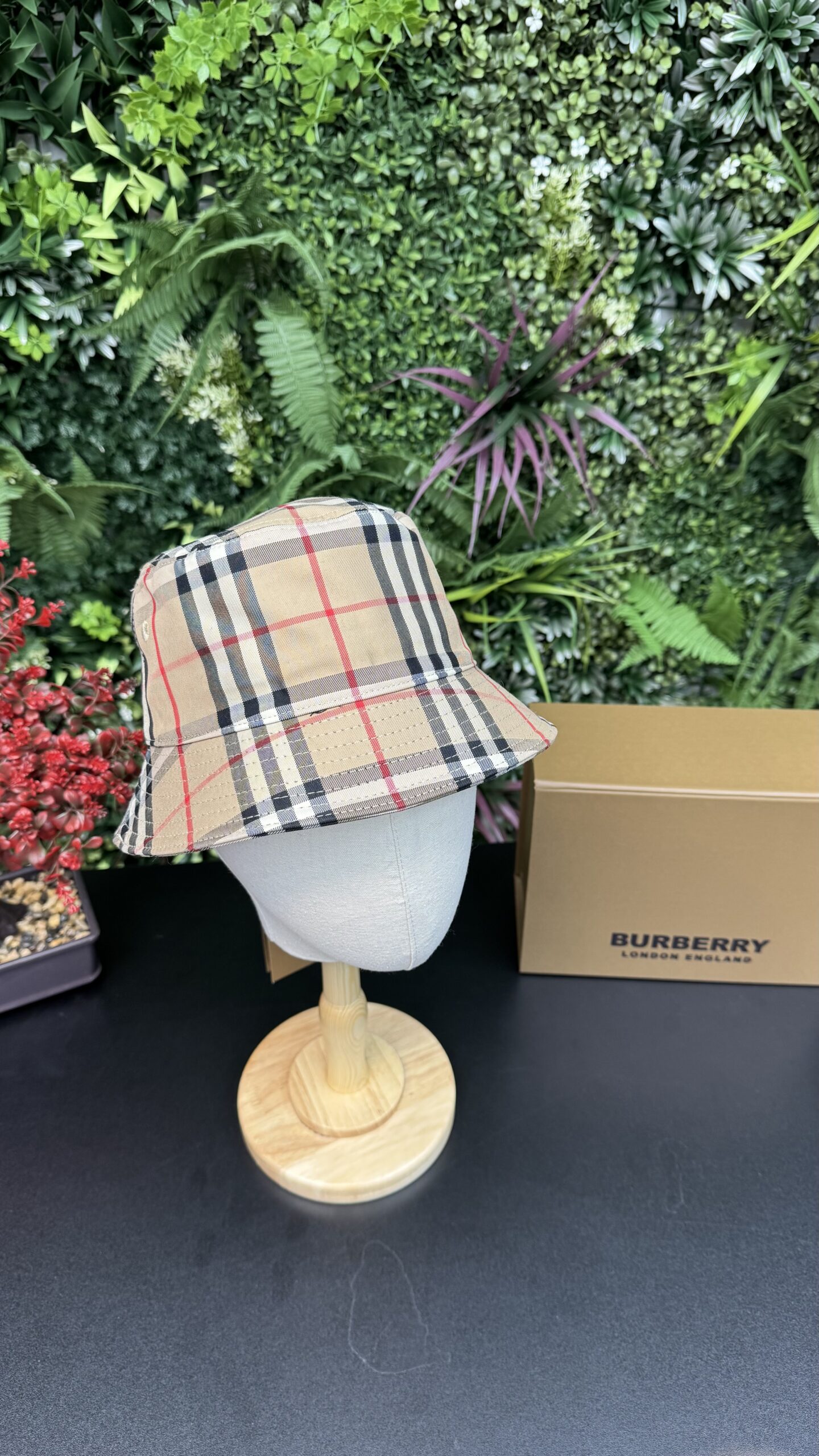 Burberry Checkered Vintage Bucket Hat ( Woman size ) - Image 1