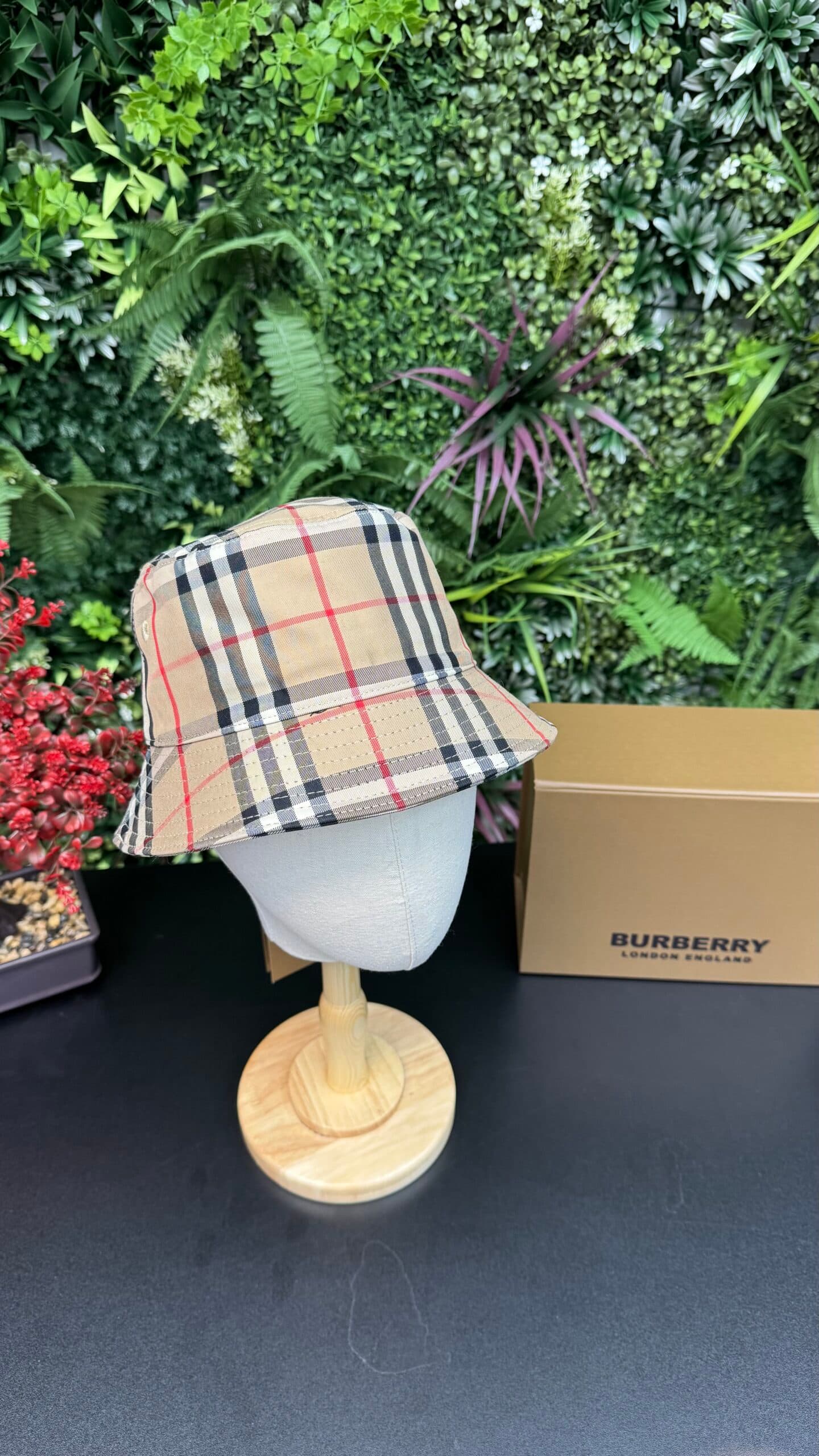 Burberry Checkered Vintage Bucket Hat ( Woman size )