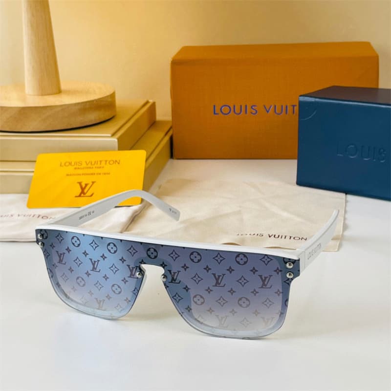 Louis Vuitton Waimea Glasses White