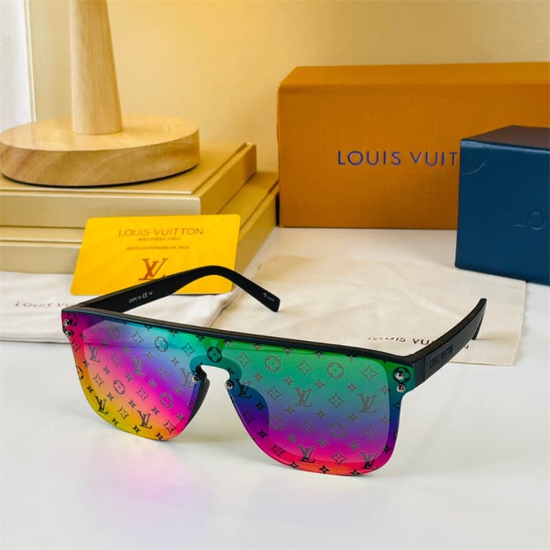 Louis Vuitton Waimea Glasses Rainbow