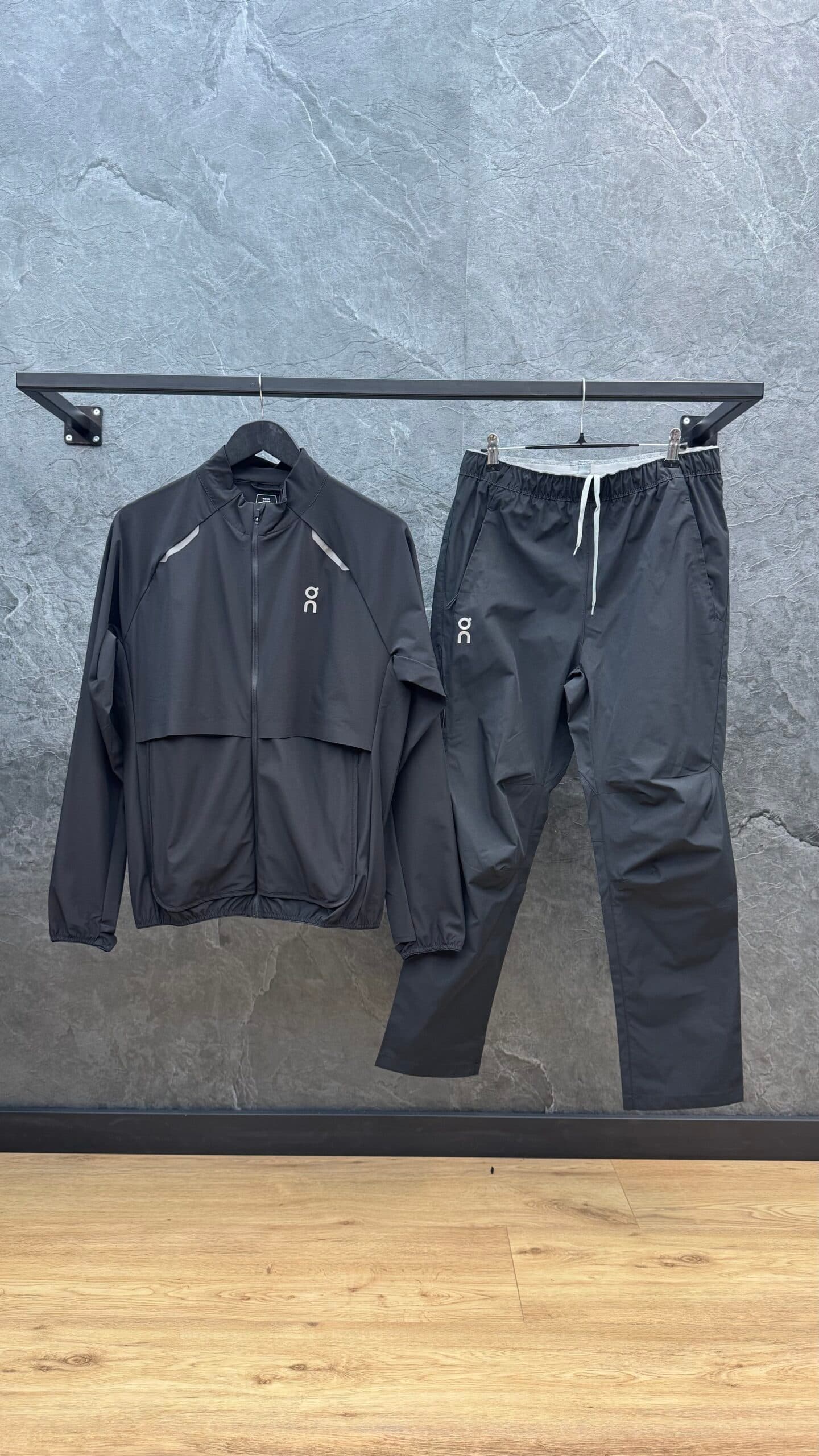 On Running Core Tracksuit Black