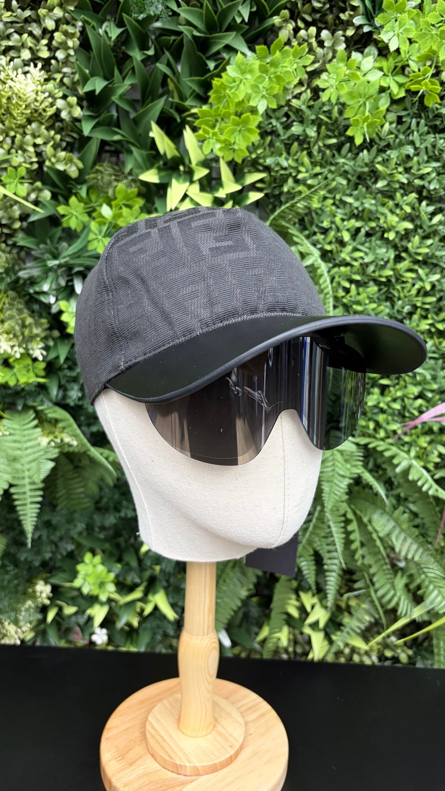 Fendi Half Leather FF Print Cap Glasses Black