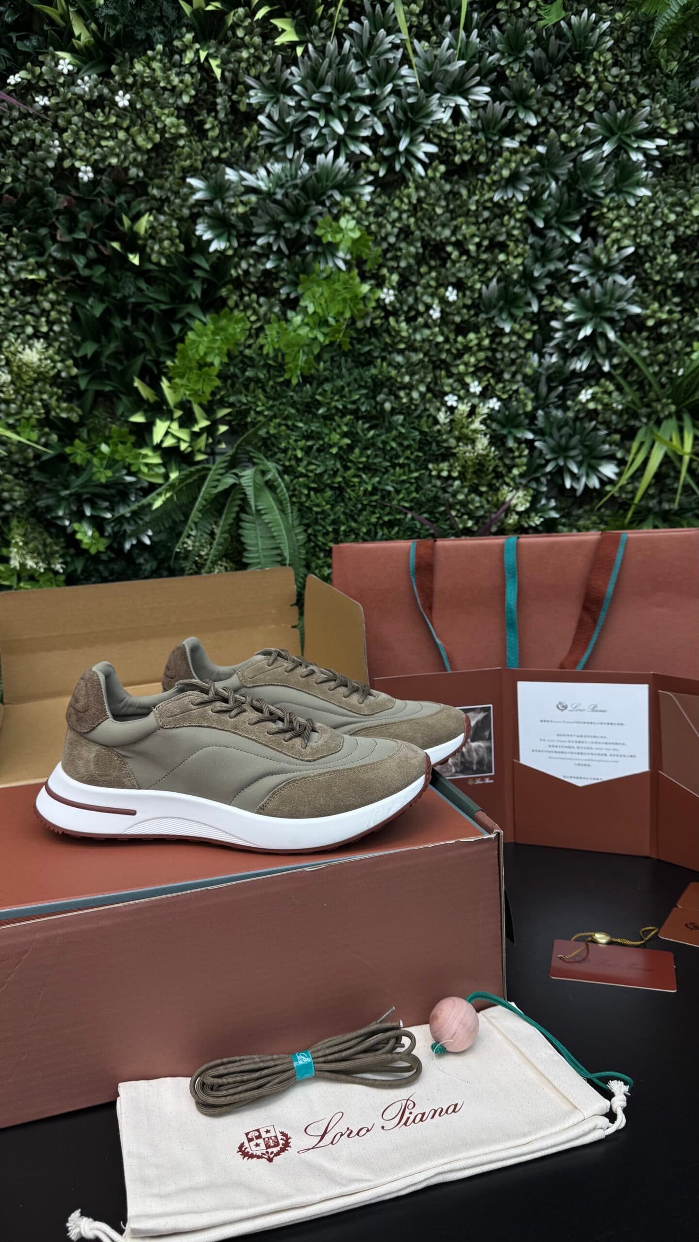 Loro Piana Week End Walk Suède Tobacco Beige