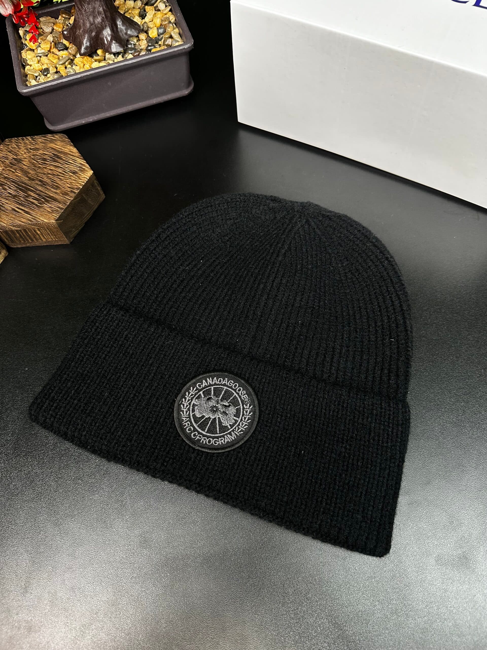 Canada Goose Black Label Hat Black