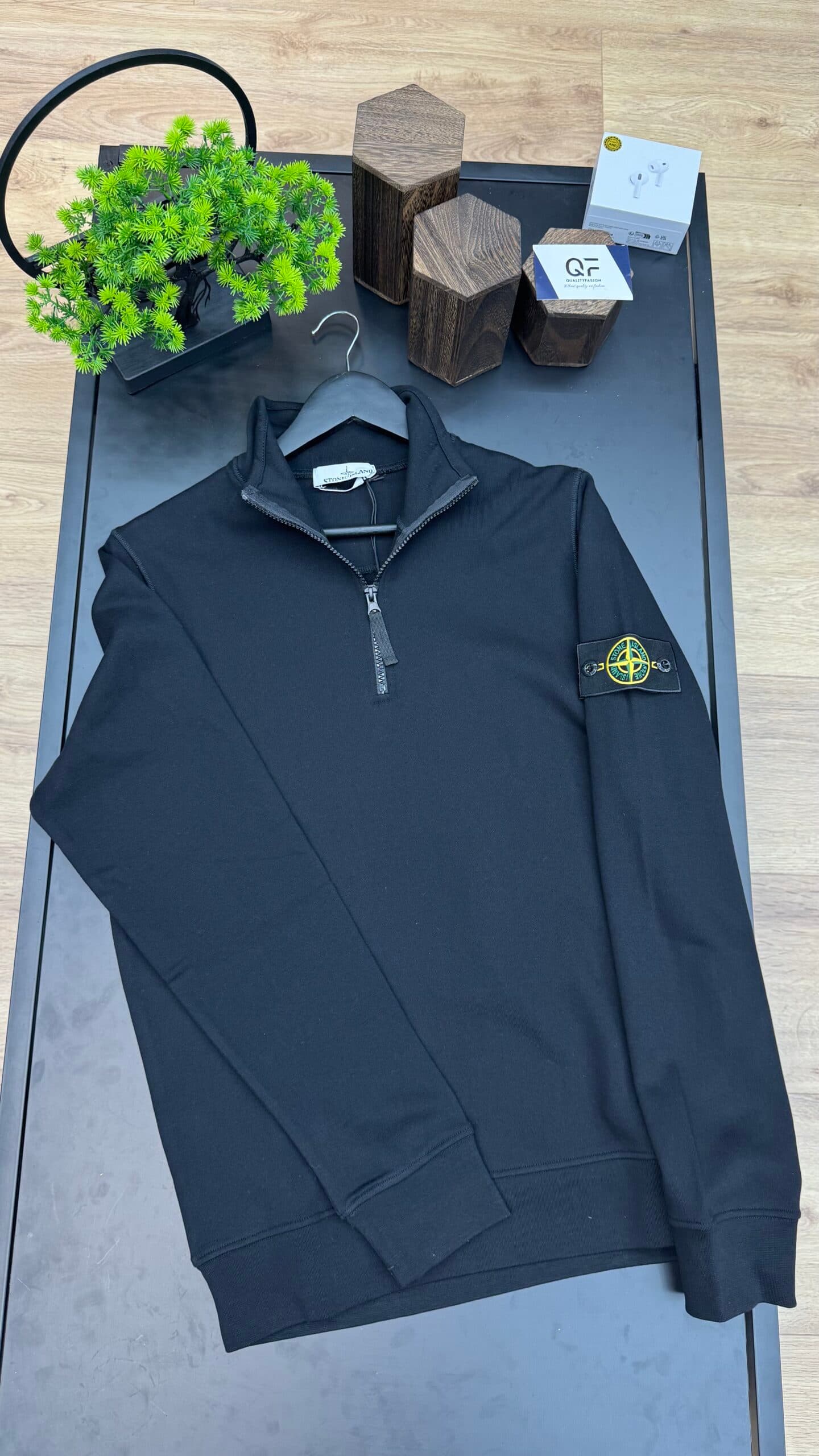 Stone Island 1/4 Zipper Sweater Black