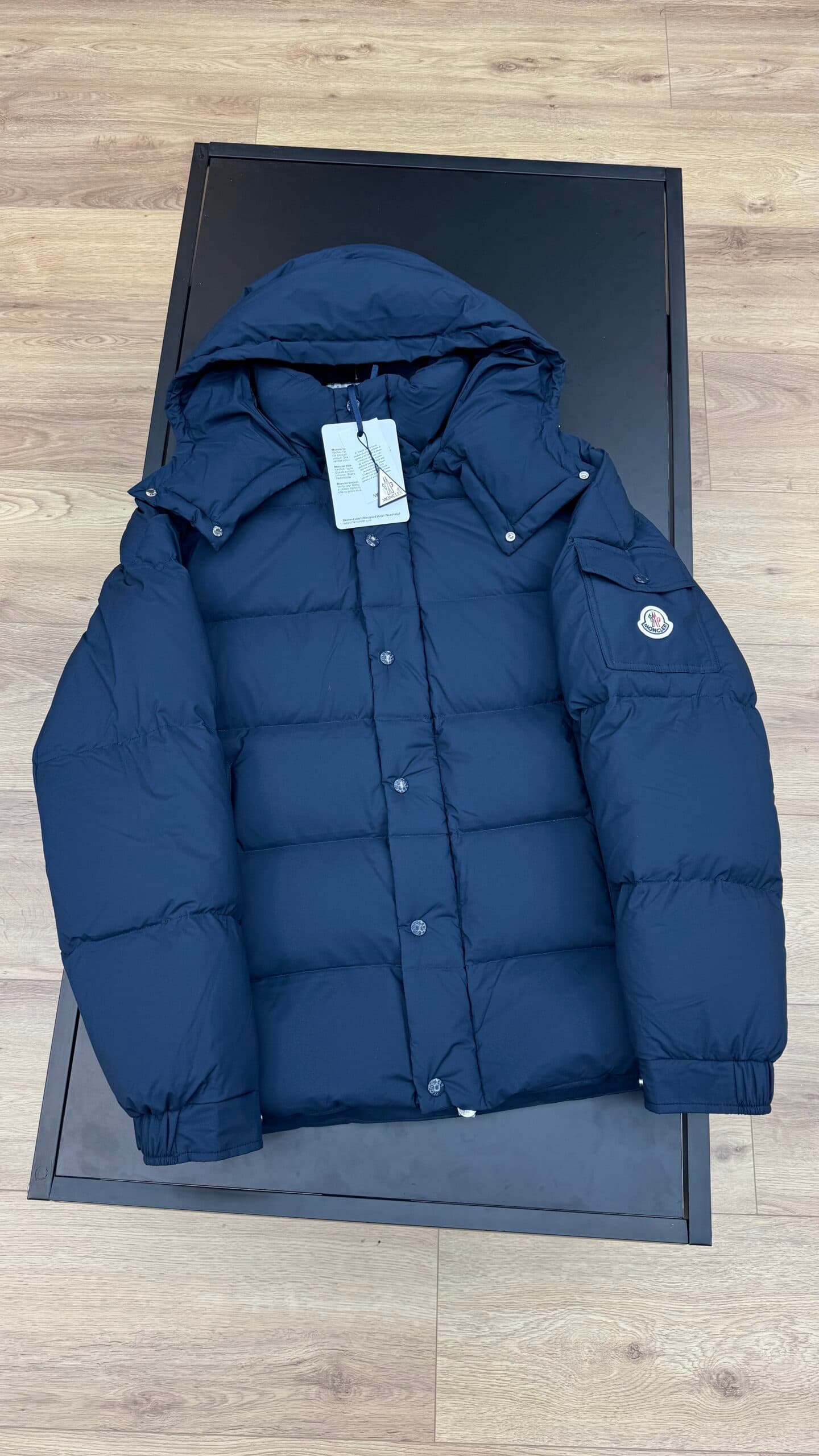 Moncler Vezere 70 Hooded Short Down Jacket Midnight Blue