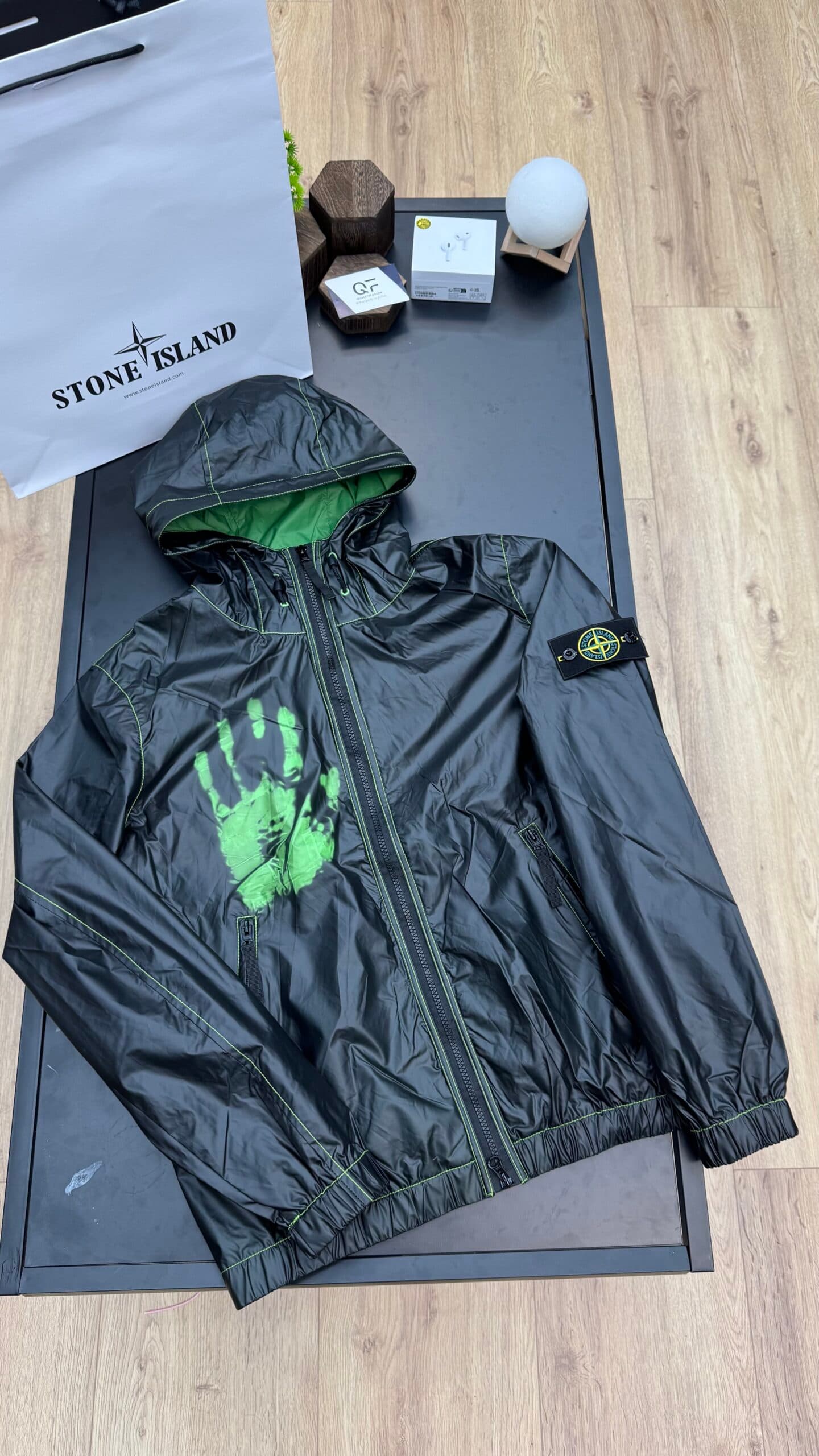 Stone Island Dyed Heat Reactive Windbreaker Green